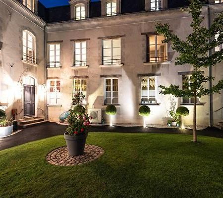 A Cote De La Place Du Pilori Angers Ngoại thất bức ảnh